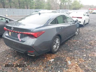2019 Toyota Avalon XLE with VIN 4T1BZ1FB2KU030640, listed as a IAAI auction lot 41849810 with 44,531 mi miles. Bid and sale history available at carsss.com. Image 4.