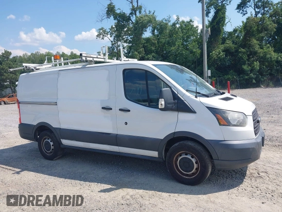 2017 Ford Transit z VIN 1FTYR1YM8HKA85286, wystawiony jako IAAI lot #42449147 z przebiegiem 230 391 mil mil oraz . Historia ofert i sprzedaży dostępna na DreamBid. Obrazek 13.