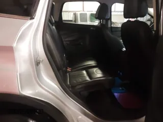 2013 Ford Escape Titanium z VIN 1FMCU0J94DUA93128, wystawiony jako IAAI lot #41612072 z przebiegiem 174 274 mil mil oraz . Historia ofert i sprzedaży dostępna na DreamBid. Obrazek 8.