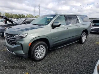 2023 Chevrolet Suburban LT with VIN 1GNSCCKD2PR195582, listed as a Copart auction lot 84453924 with 46,695 mi miles and Salvage Title. Bid and sale history available at DreamBid. Image 1.