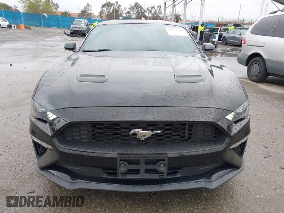 2018 Ford Mustang EcoBoost z VIN 1FA6P8TH3J5129088, wystawiony jako IAAI lot #41792548 z przebiegiem 55 991 mil mil oraz . Historia ofert i sprzedaży dostępna na DreamBid. Obrazek 12.