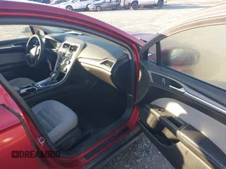 2014 Ford Fusion S with VIN 3FA6P0G75ER146318, listed as a IAAI auction lot 41971648 with 249,694 mi miles. Bid and sale history available at carsss.com. Image 5.