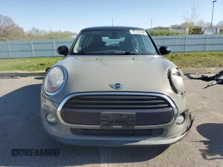 2018 MINI Hardtop Cooper with VIN WMWXP5C54J2G61440, listed as a Copart auction lot 54692875 with 63,703 mi miles and Clean title. Bid and sale history available at DreamBid. Image 5.