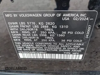 2024 Volkswagen Atlas SE с VIN 1V2LE2CA4RC229547, выставлен на аукционе IAAI как лот 42062372 с пробегом 12 237 миль миль и . История ставок и продаж доступна на DreamBid. Изображение 9.