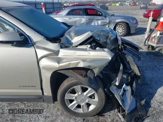 2013 GMC Terrain SLE with VIN 2GKALSEKXD6186603, listed as a IAAI auction lot 41271924 with 147,605 mi miles. Bid and sale history available at carsss.com. Image 12.