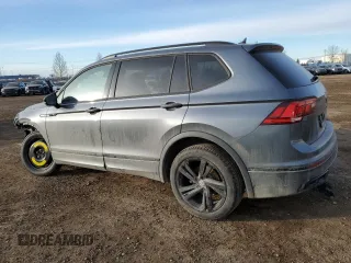 2024 Volkswagen Tiguan SE R-Line Black z VIN 3VV8B7AX8RM136714, wystawiony jako Copart lot #50587005 z przebiegiem Nie podano mil oraz Szkoda całkowita • Salvage title. Historia ofert i sprzedaży dostępna na DreamBid. Obrazek 2.