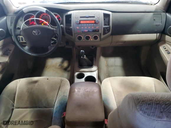 2006 Toyota Tacoma with VIN 5TEUX42N66Z193678, listed as a Copart auction lot 52045835 with 289,029 mi miles and Clean Title. Bid and sale history available at carsss.com. Image 8.