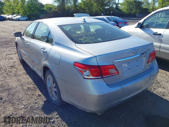 2012 Lexus ES 330 z VIN JTHBK1EG0C2482894, wystawiony jako IAAI lot #42305273 z przebiegiem Nie podano mil oraz . Historia ofert i sprzedaży dostępna na DreamBid. Obrazek 3.