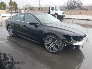 2019 Audi A7 Prestige with VIN WAUV2AF24KN021015, listed as a IAAI auction lot 41479702 with 37,840 mi miles. Bid and sale history available at carsss.com. Image 1.