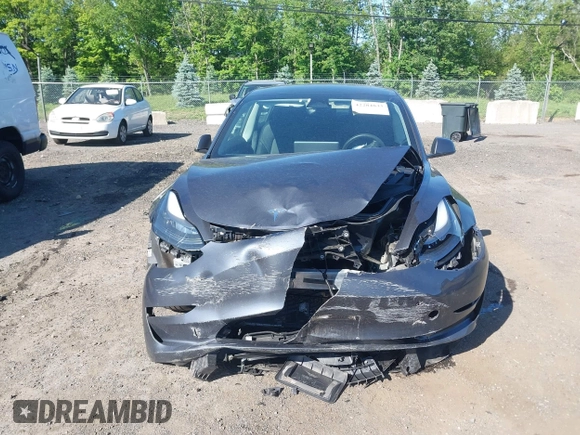 2023 Tesla Model 3 z VIN 5YJ3E1EA2PF492659, wystawiony jako IAAI lot #42284833 z przebiegiem 41 205 mil mil oraz . Historia ofert i sprzedaży dostępna na DreamBid. Obrazek 12.