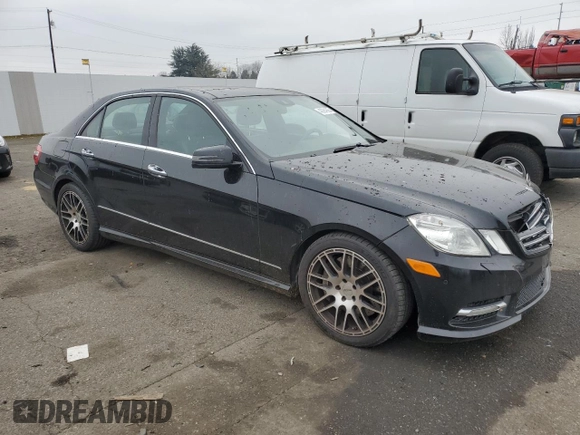 2013 Mercedes-Benz E 550 Sport z VIN WDDHF9BB1DA720269, wystawiony jako Copart lot #43084865 z przebiegiem 162 722 mil mil oraz Szkoda całkowita • Salvage title. Historia ofert i sprzedaży dostępna na DreamBid. Obrazek 4.