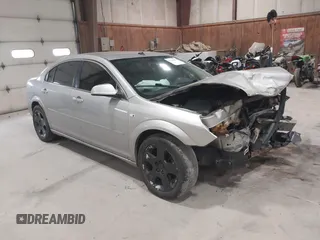 2008 Saturn Aura XE z VIN 1G8ZS57B08F227326, wystawiony jako IAAI lot #42169913 z przebiegiem 152 233 mil mil oraz . Historia ofert i sprzedaży dostępna na DreamBid. Obrazek 1.