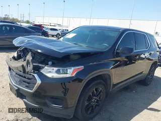2019 Chevrolet Traverse LS with VIN 1GNERFKW1KJ310856, listed as a IAAI auction lot 41806247 with 88,501 mi miles. Bid and sale history available at carsss.com. Image 19.