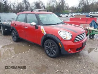 2014 MINI Countryman with VIN WMWZB3C53EWM32495, listed as a IAAI auction lot 41949096 with 161,524 mi miles and . Bid and sale history available at DreamBid. Image 1.