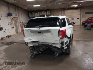 2023 Ford Explorer Platinum с VIN 1FM5K8HC5PGA13109, выставлен на аукционе IAAI как лот 42471674 с пробегом 12 361 миль миль и . История ставок и продаж доступна на DreamBid. Изображение 6.
