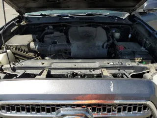 2017 Toyota Tacoma SR5 with VIN 3TMCZ5AN3HM076315, listed as a Copart auction lot 53828955 with 172,923 mi miles and Salvage Title. Bid and sale history available at carsss.com. Image 13.