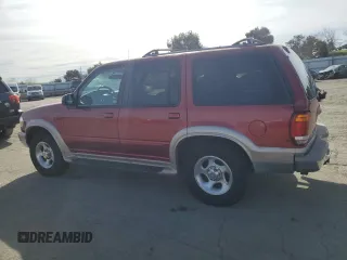 2000 Ford Explorer Eddie Bauer z VIN 1FMZU74E3YZB27368, wystawiony jako Copart lot #45900545 z przebiegiem 154 651 mil mil oraz Szkoda całkowita • Salvage title. Historia ofert i sprzedaży dostępna na DreamBid. Obrazek 2.