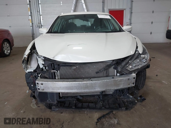 2017 Nissan Altima S with VIN 1N4AL3AP3HC218085, listed as a IAAI auction lot 42378187 with 93,821 mi miles and . Bid and sale history available at DreamBid. Image 6.