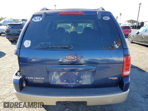 2005 Ford Explorer Eddie Bauer с VIN 1FMZU74E55UA46090, выставлен на аукционе Copart как лот 79311024 с пробегом 141 334 миль миль и Списание • Salvage title. История ставок и продаж доступна на DreamBid. Изображение 6.