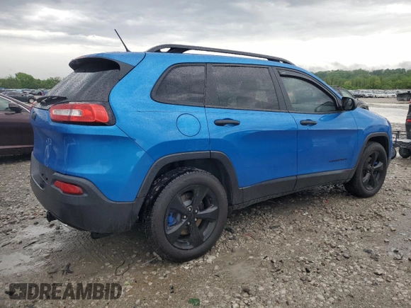 2017 Jeep Cherokee Altitude z VIN 1C4PJMASXHW657724, wystawiony jako Copart lot #50106485 z przebiegiem 81 085 mil mil oraz Szkoda całkowita • Salvage title. Historia ofert i sprzedaży dostępna na DreamBid. Obrazek 3.