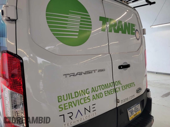 2020 Ford Transit Cargo with VIN 1FTBR2YG3LKA51867, listed as a IAAI auction lot 42787593 with 89,403 mi miles and . Bid and sale history available at DreamBid. Image 5.