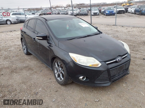 2014 Ford Focus SE with VIN 1FADP3K29EL118525, listed as a IAAI auction lot 41843058 with 153,158 mi miles. Bid and sale history available at carsss.com. Image 1.