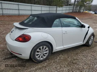 2018 Volkswagen Beetle S with VIN 3VW5DAAT8JM512819, listed as a Copart auction lot 85229784 with Not provided miles and Salvage title. Bid and sale history available at DreamBid. Image 3.