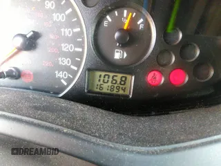 2001 Ford Focus SE with VIN 1FAFP36371W324480, listed as a IAAI auction lot 42071329 with 161,894 mi miles and . Bid and sale history available at carsss.com. Image 7.