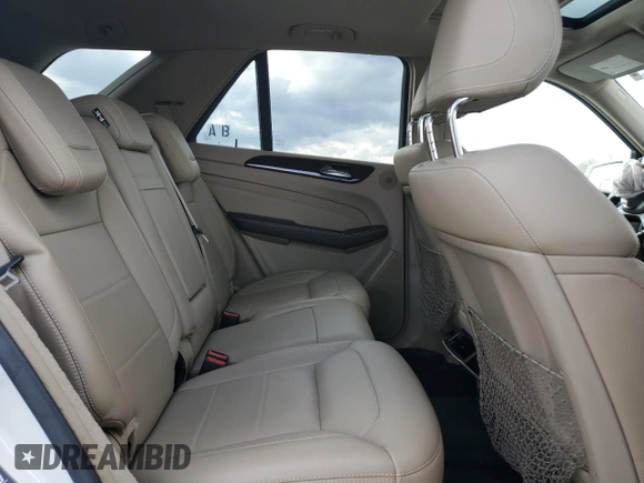 2012 Mercedes-Benz M 350 z VIN 4JGDA5HB4CA001020, wystawiony jako Copart lot #44349605 z przebiegiem 158 217 mil mil oraz Szkoda całkowita • Salvage title. Historia ofert i sprzedaży dostępna na DreamBid. Obrazek 11.