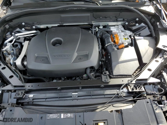 2024 Volvo XC60 Recharge Plug-In Hybrid Plus Dark Theme with VIN YV4H60DL0R1902514, listed as a Copart auction lot 84997844 with 1,302 mi miles and Salvage Title. Bid and sale history available at carsss.com. Image 12.