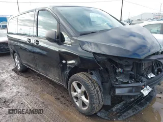 2017 Mercedes-Benz Metris Passenger z VIN WD4PG2EE6H3269310, wystawiony jako IAAI lot #41219221 z przebiegiem 80 478 mil mil oraz . Historia ofert i sprzedaży dostępna na DreamBid. Obrazek 18.