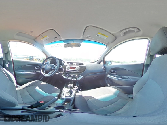 2017 Kia Rio LX z VIN KNADM4A34H6121089, wystawiony jako Copart lot #56297515 z przebiegiem 153 361 mil mil oraz Szkody całkowita. Historia ofert i sprzedaży dostępna na DreamBid. Obrazek 13.