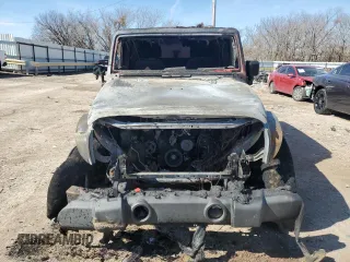 2015 Jeep Wrangler Unlimited Sport RHD with VIN 1C4BJWKG9FL642937, listed as a Copart auction lot 45654365 with Not provided miles and Non repairable. Bid and sale history available at DreamBid. Image 5.