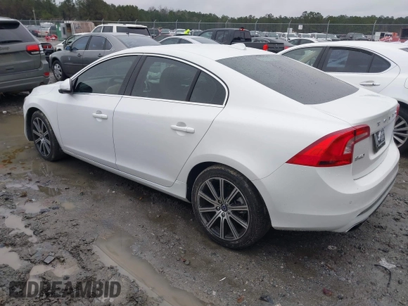 2017 Volvo S60 Inscription with VIN LYV402HKXHB148240, listed as a IAAI auction lot 41618292 with 77,870 mi miles. Bid and sale history available at carsss.com. Image 3.