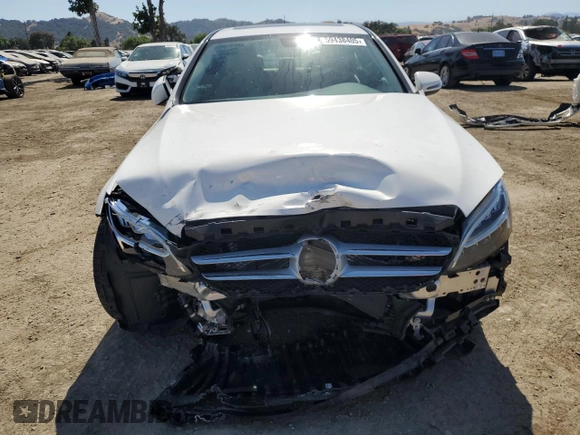 2019 Mercedes-Benz C 300 with VIN 55SWF8DB2KU283071, listed as a Copart auction lot 59438405 with 29,106 mi miles and Salvage title. Bid and sale history available at DreamBid. Image 5.