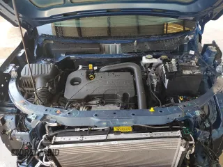 2025 Chevrolet Equinox FWD LT with VIN 3GNAXHEG0SL156380, listed as a Copart auction lot 52613955 with 1,928 mi miles and Salvage Title. Bid and sale history available at DreamBid. Image 12.