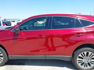 2022 Toyota Venza LE with VIN JTEAAAAH1NJ106479, listed as a IAAI auction lot 41764101 with 31,848 mi miles. Bid and sale history available at carsss.com. Image 15.
