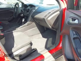 2015 Ford Focus SE with VIN 1FADP3K25FL233415, listed as a IAAI auction lot 42074326 with 213,246 mi miles. Bid and sale history available at carsss.com. Image 5.