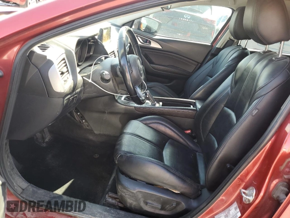 2018 Mazda 3 Touring z VIN 3MZBN1L3XJM170349, wystawiony jako Copart lot #55283645 z przebiegiem 167 930 mil mil oraz Szkoda całkowita • Salvage title. Historia ofert i sprzedaży dostępna na DreamBid. Obrazek 7.