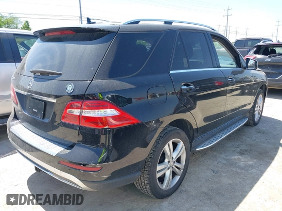 2015 Mercedes-Benz M 350 with VIN 4JGDA5JB0FA610264, listed as a IAAI auction lot 42019813 with 71,153 mi miles and . Bid and sale history available at DreamBid. Image 4.