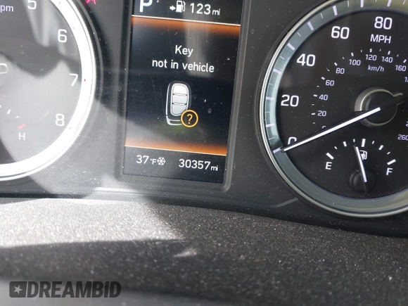 2018 Hyundai Sonata Limited with VIN 5NPE34AF8JH611390, listed as a IAAI auction lot 41550336 with 30,357 mi miles. Bid and sale history available at carsss.com. Image 15.