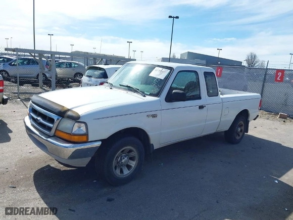 2000 Ford Ranger XL with VIN 1FTYR14V0YPB19805, listed as a IAAI auction lot 41751697 with 213,760 mi miles. Bid and sale history available at carsss.com. Image 2.