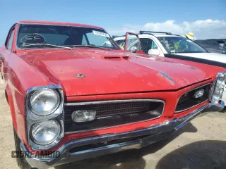 1966 Pontiac GTO z VIN 235076P63413, wystawiony jako Copart lot #76599754 z przebiegiem 43 mil mil oraz Nie do naprawy • Non repairable. Historia ofert i sprzedaży dostępna na DreamBid. Obrazek 5.