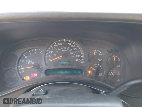 2004 GMC Sierra 1500 SLE z VIN 2GTEK13T041435042, wystawiony jako IAAI lot #41777775 z przebiegiem 218 745 mil mil oraz . Historia ofert i sprzedaży dostępna na DreamBid. Obrazek 7.