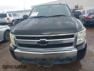 2007 Chevrolet Silverado 1500 LS with VIN 3GCEC13C87G541599, listed as a IAAI auction lot 42104998 with 219,073 mi miles. Bid and sale history available at carsss.com. Image 12.
