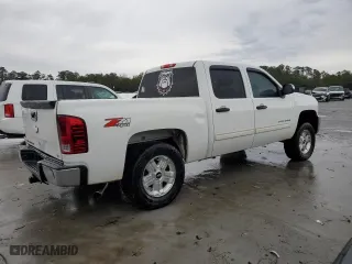 2012 Chevrolet Silverado 1500 LT with VIN 3GCPKSE74CG215648, listed as a Copart auction lot 44422465 with 247,893 mi miles and Salvage Title. Bid and sale history available at carsss.com. Image 3.