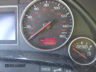 2005 Audi A4 SE z VIN WAULC68E55A105445, wystawiony jako IAAI lot #42369117 z przebiegiem 156 426 mil mil oraz . Historia ofert i sprzedaży dostępna na DreamBid. Obrazek 7.