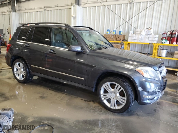 2015 Mercedes-Benz GLK-Class GLK 350 with VIN WDCGG5HB7FG364083, listed as a Copart auction lot 48507295 with 134,277 mi miles and Clean Title. Bid and sale history available at carsss.com. Image 4.