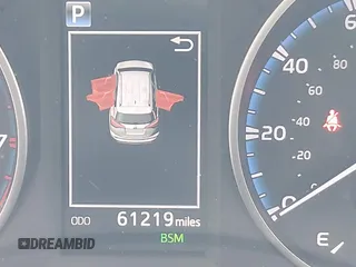 2018 Toyota RAV4 XLE with VIN 2T3RFREV9JW746782, listed as a IAAI auction lot 42065755 with 61,219 mi miles. Bid and sale history available at carsss.com. Image 15.