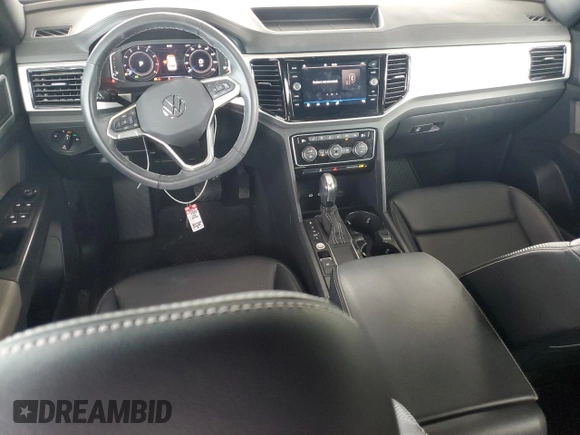 2022 Volkswagen Atlas SE with VIN 1V2JE2CA3NC227855, listed as a Copart auction lot 81473484 with 27,248 mi miles and Salvage title. Bid and sale history available at DreamBid. Image 8.